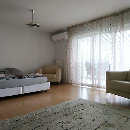 Puerto Apartmanhotel Szenc