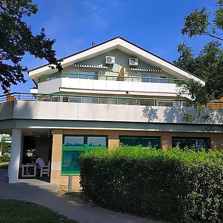 Puerto Aparthotel