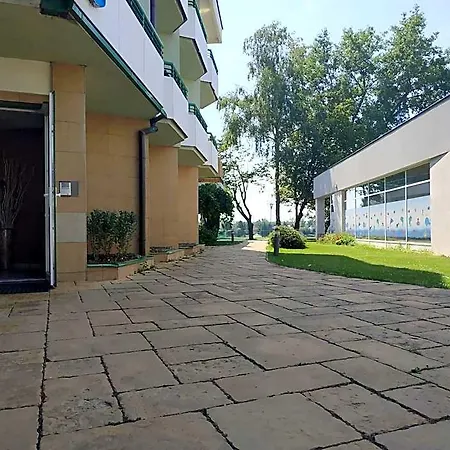 Puerto Aparthotel Senec